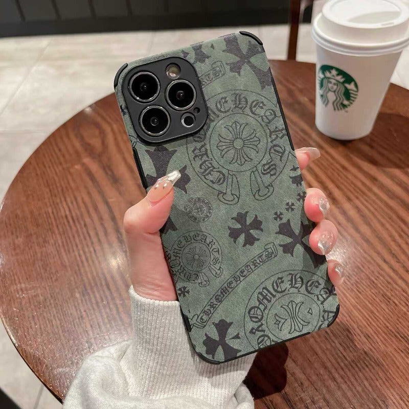 Suede Chromo Heart Phone Case Applicable to iPhone14ProMax Apple 13 mobile phone case 12 new 11 small men and women 14Pro personalized suede soft cover 14Plus