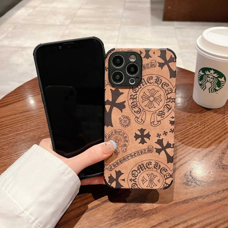 Suede Chromo Heart Phone Case Applicable to iPhone14ProMax Apple 13 mobile phone case 12 new 11 small men and women 14Pro personalized suede soft cover 14Plus