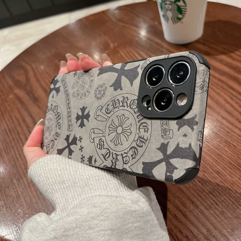 Suede Chromo Heart Phone Case Applicable to iPhone14ProMax Apple 13 mobile phone case 12 new 11 small men and women 14Pro personalized suede soft cover 14Plus