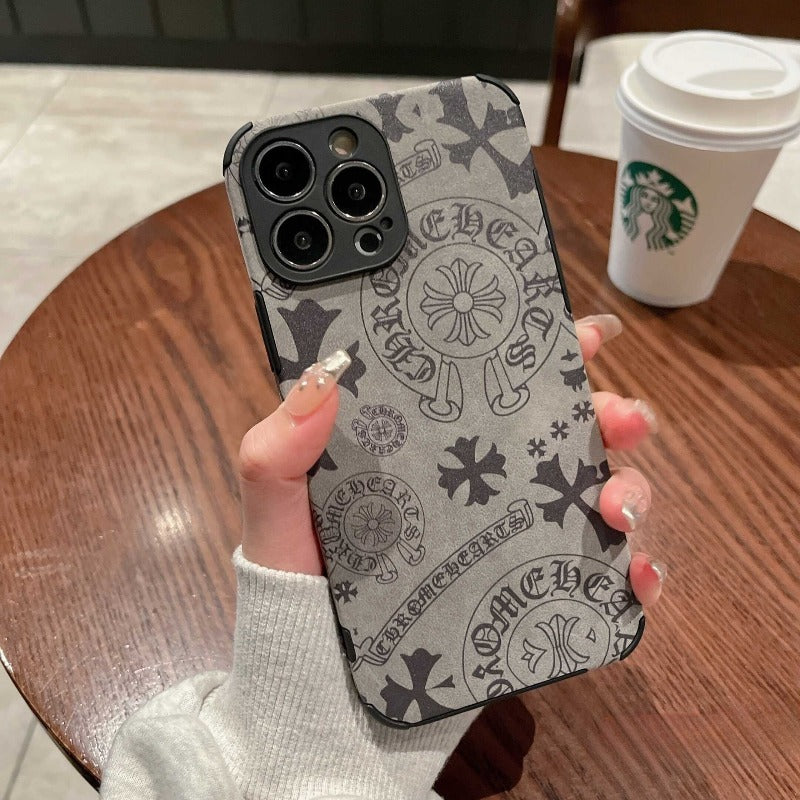 Suede Chromo Heart Phone Case Applicable to iPhone14ProMax Apple 13 mobile phone case 12 new 11 small men and women 14Pro personalized suede soft cover 14Plus