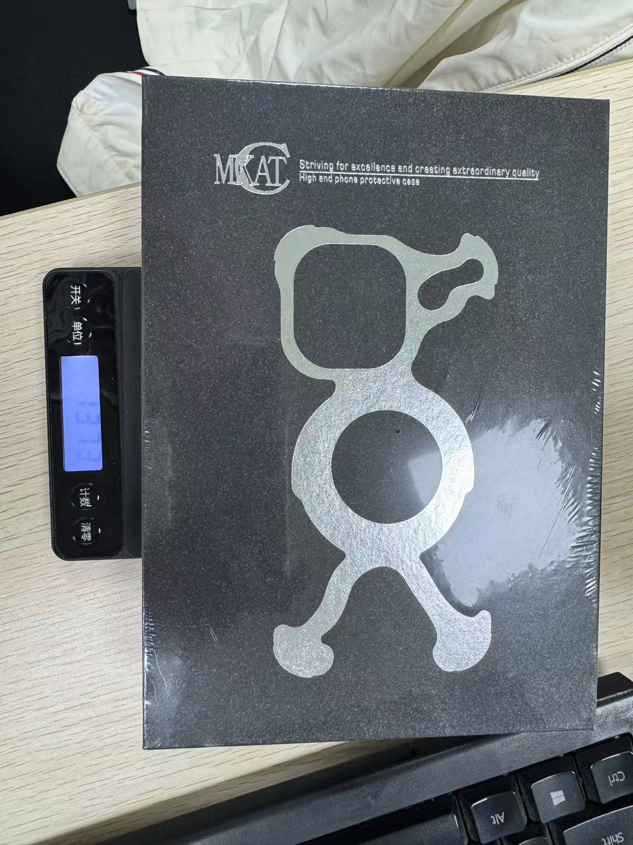 Hollow-out Magnetic Heat Dissipation Thin Electroplated Frame PC Phone Case For iPhone