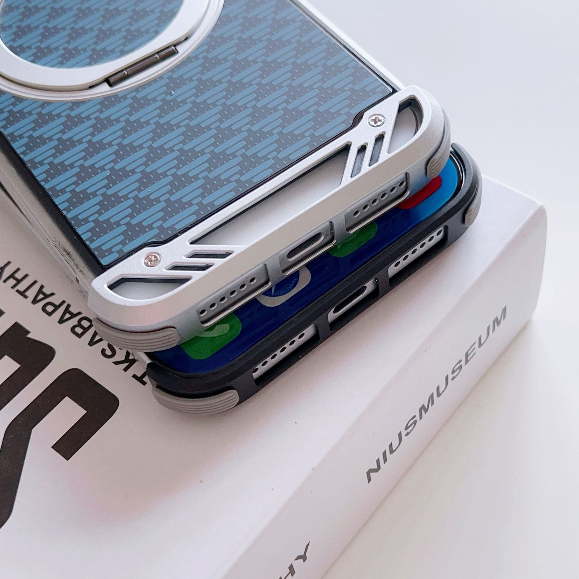 New Frameless Aluminum Alloy Magnetic Phone Case With Aromatherapy Fun jenacase New Frameless Aluminum Alloy Magnetic Phone Case With Aromatherapy Fun jenacase